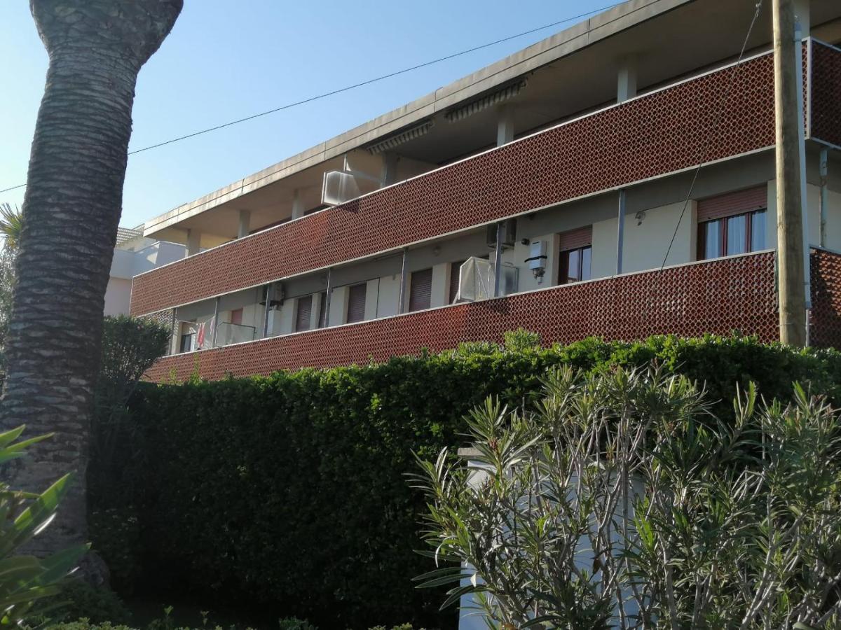 Paradiso Marina Di Carrara Eksteriør billede